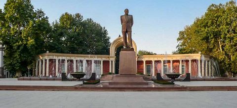Monumento a Heydar Aliyev a Ganja